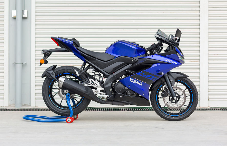 Yamaha YZF-R15 V3 vs 2021 KTM RC 200: Buy Or Hold?
