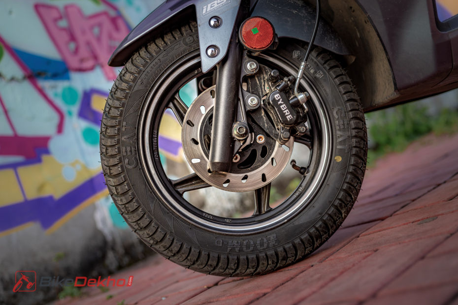 Hero Maestro Edge 125 Connected Review: Likes And Dislikes