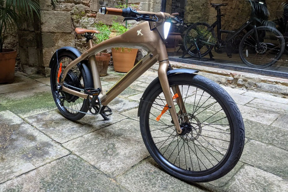 rayvolt exxcite x1 front quarter