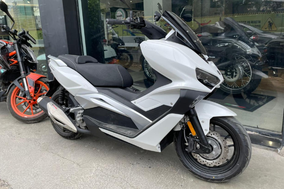 Keeway scooters reach dealerships Keeway scooters reach dealerships
