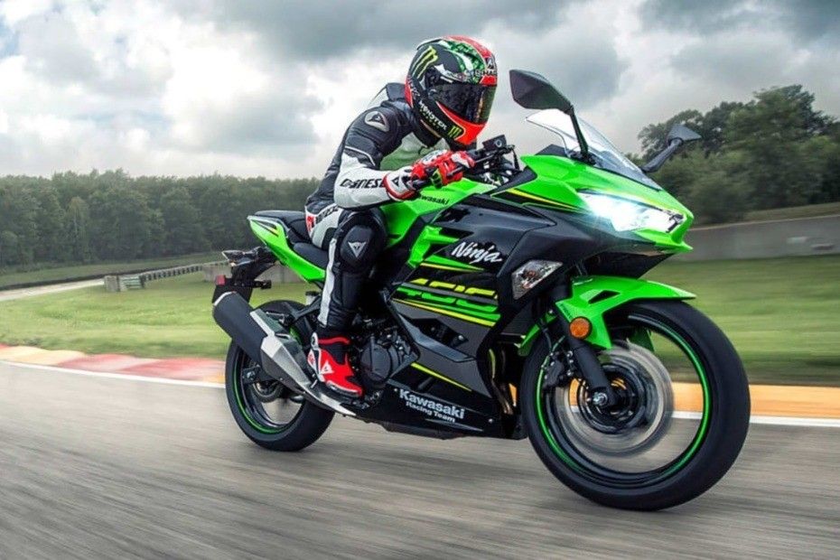 2022 Kawasaki Ninja 400 2022 Kawasaki Ninja 400