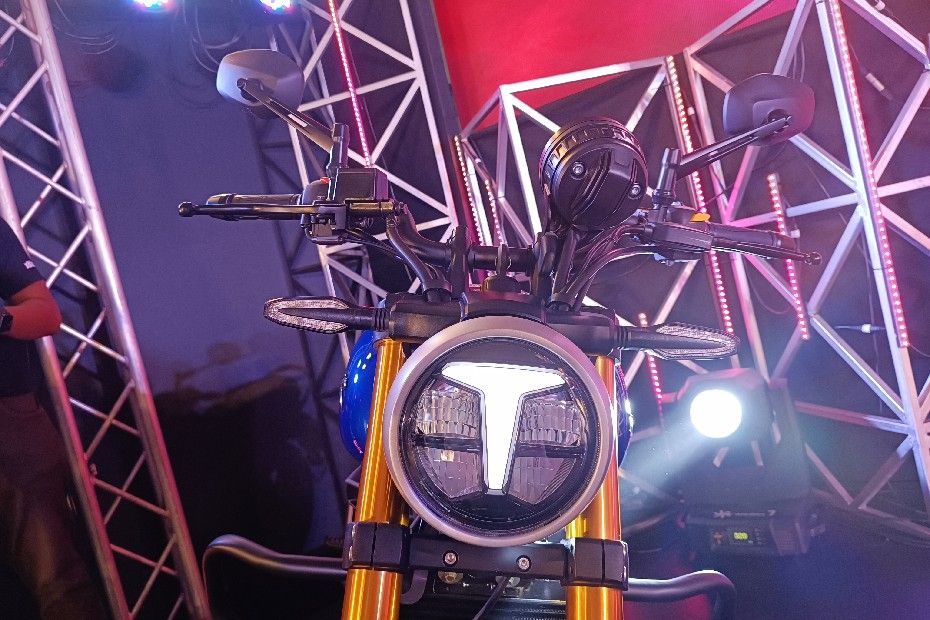 TVS Ronin Front