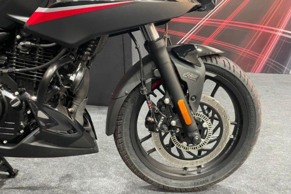 Bajaj Pulsar F250 Dual-channel ABS Brakes 