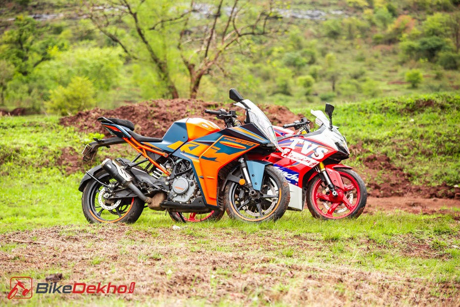 KTM RC 390 vs TVS Apache RR 310 KTM RC 390 vs TVS Apache RR 310