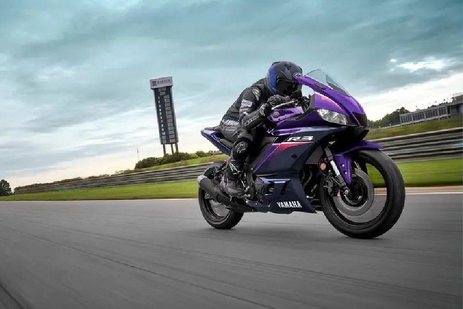 2023 Yamaha R3 Phantom Purple 2023 Yamaha R3 Phantom Purple