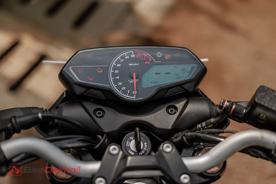 Bajaj Pulsar N250 Instrument Cluster