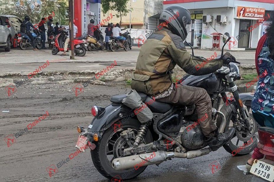 Royal Enfield Super Meteor 650