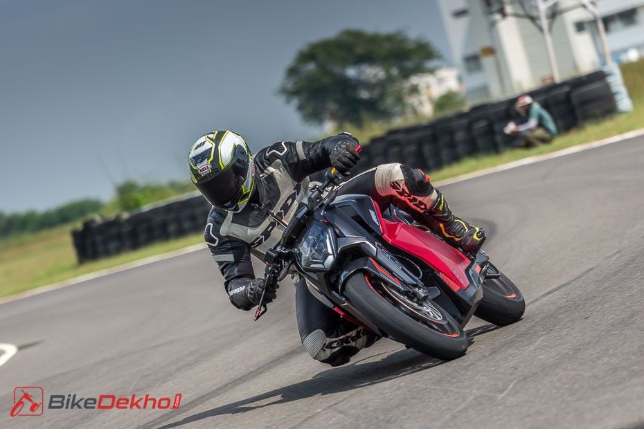 Ultraviolette F77 