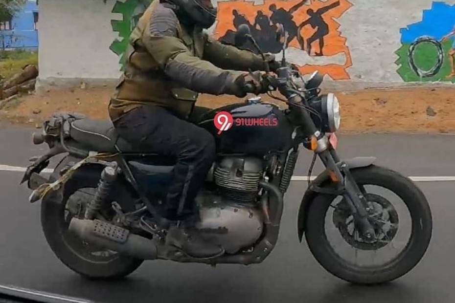  Royal Enfield Scrambler 650 Spied