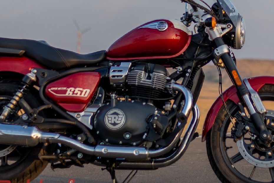 Royal Enfield Super Meteor 650 Engine