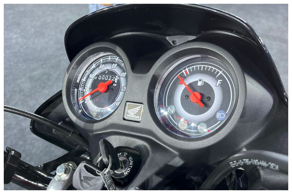 Honda Shine 100 Vs Hero Splendor Plus: Differences Explained in 8 Pics ...