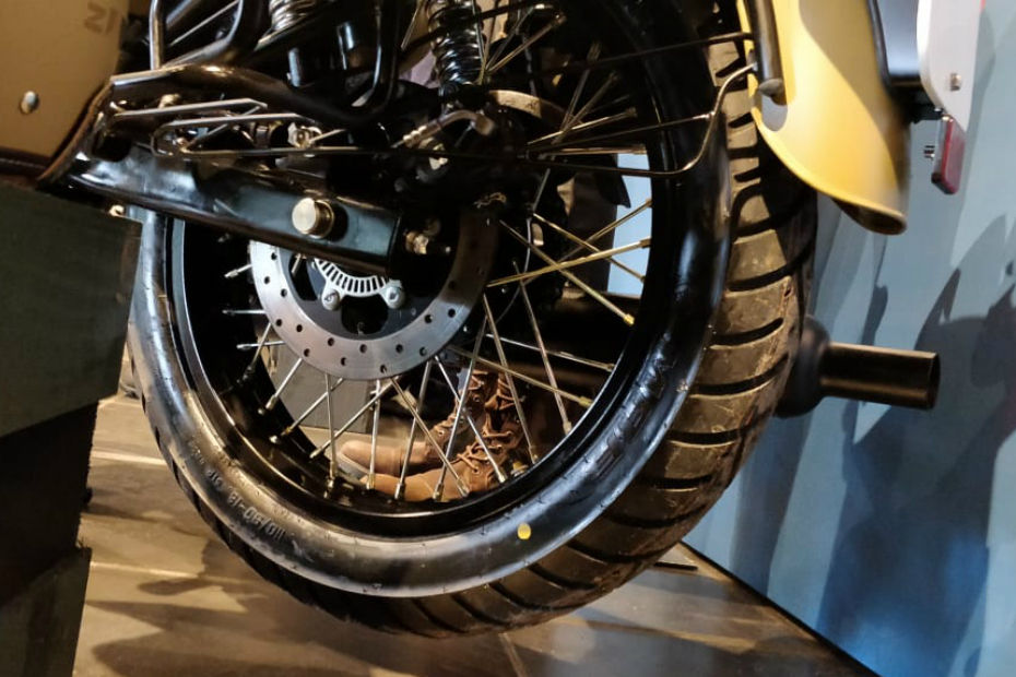 Royal Enfield Classic 350 Signal edition launched