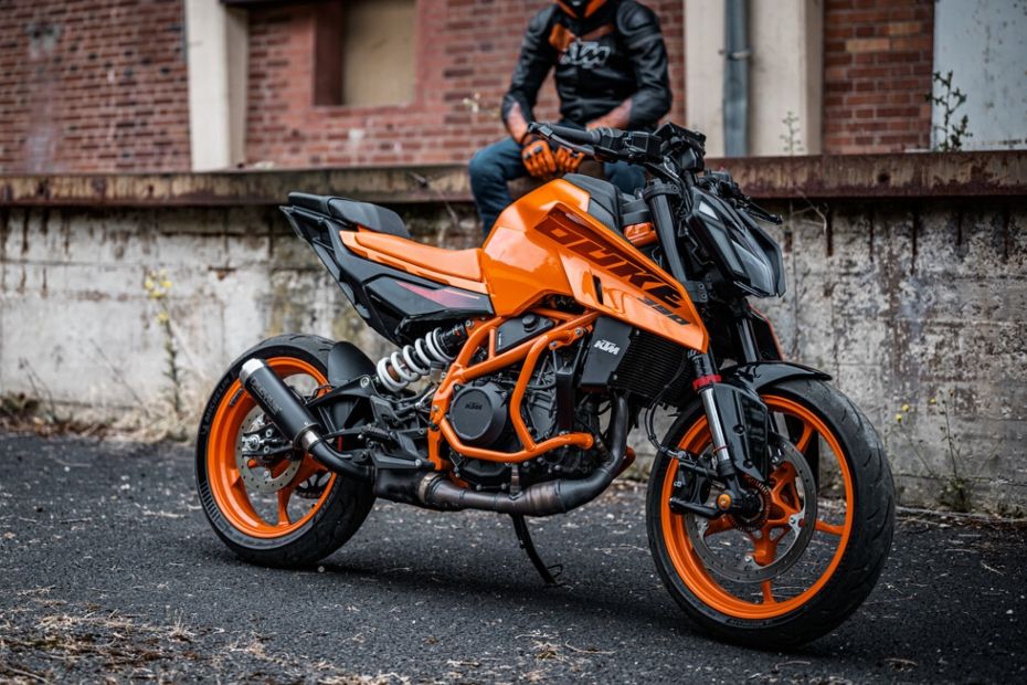 BREAKING: The Next-gen KTM 390 Duke & 250 Duke Launched At Very Competitive Prices