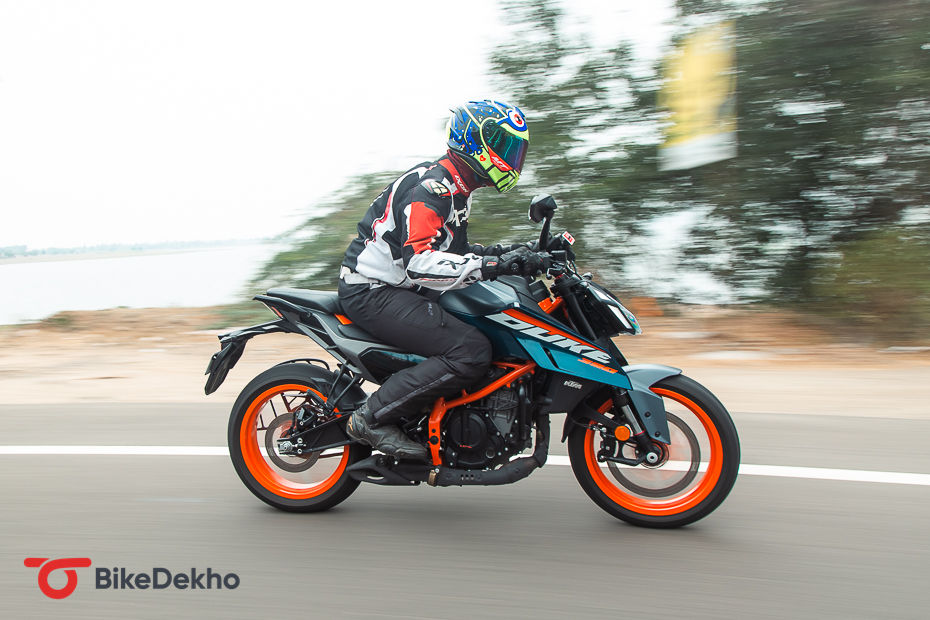2024 KTM 390 Duke Vibrations