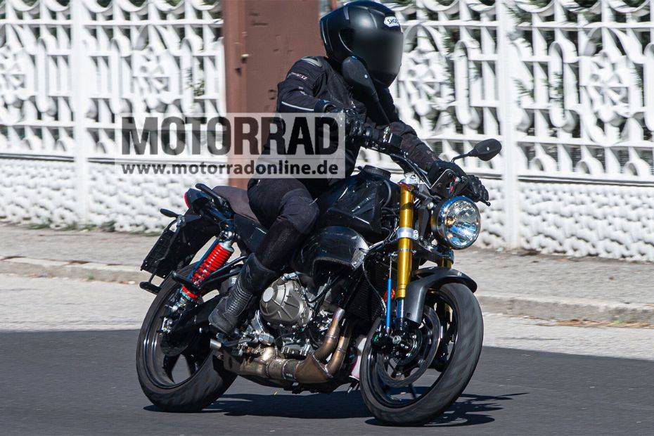 Aprilia Tuono 457 Spotted