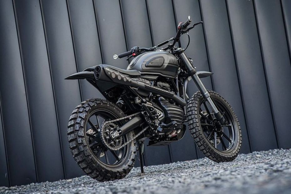 Modified Triumph Scrambler 400X