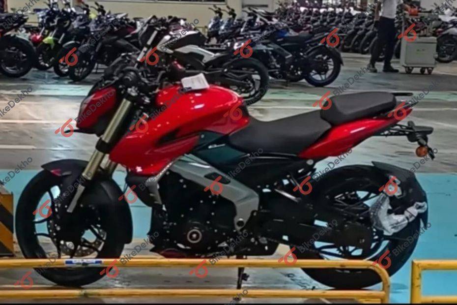 Upcoming Bajaj Pulsar NS400 - Side