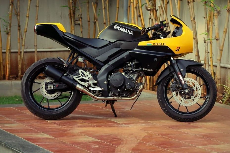 Yamaha R15 Cafe Racer Exhaust Yamaha R15 Cafe Racer Exhaust