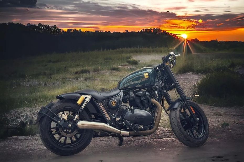 RE Custom Bobber 4