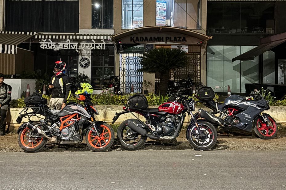 Riding the Triumph Speed T4 from Pune to the India Bike Week, Goa Riding the Triumph Speed T4 from Pune to the India Bike Week, Goa