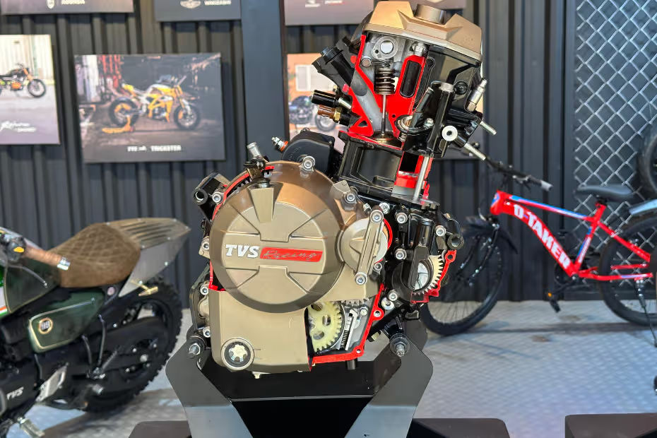 Yamaha RT-XD4 Engine