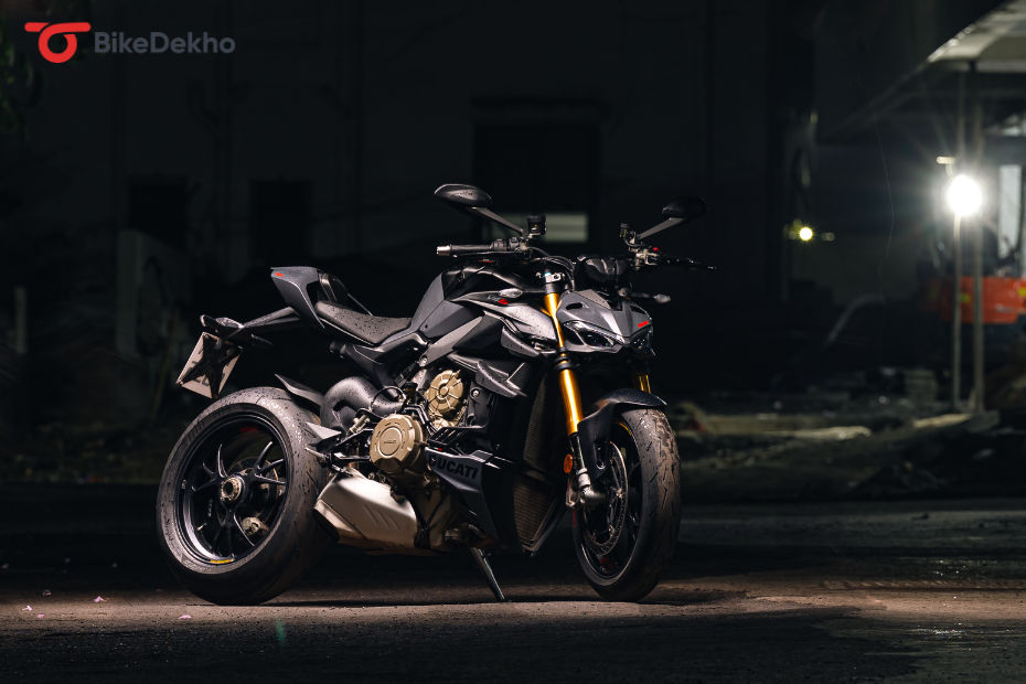 2024 Ducati Streetfighter V4S