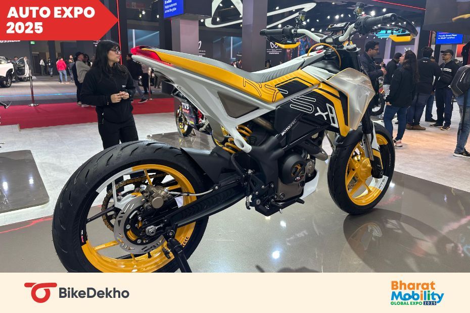 TVS RTSx Supermoto Concept Unveiled at Auto Expo 2025 TVS RTSx Supermoto Concept Unveiled at Auto Expo 2025