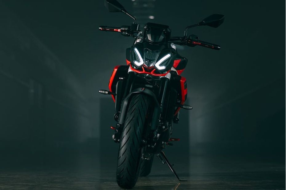 Aprilia Tuono 457: Who Is It For? Aprilia Tuono 457: Who Is It For?