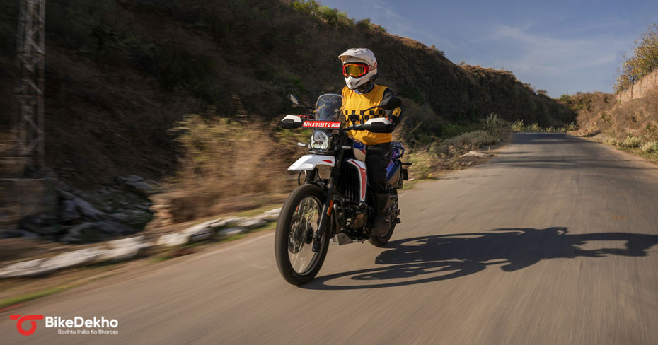 Hero XPulse 210 Azure Blue Riding Shot