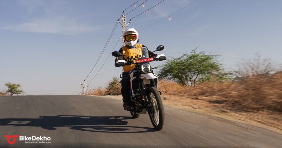 Hero XPulse 210 Azure Blue Riding Shot