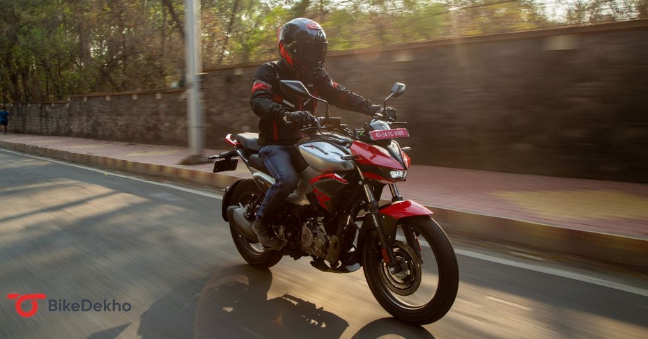 Hero Xtreme 125R Seat And Comfort