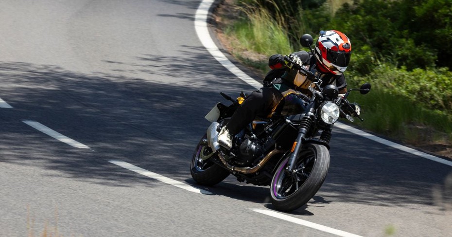 Royal Enfield Guerrilla 450 riding Royal Enfield Guerrilla 450