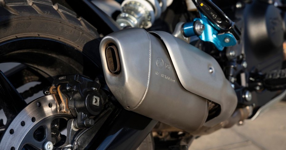 Royal Enfield Guerrilla 450 Exhaust endcan Royal Enfield Guerrilla 450