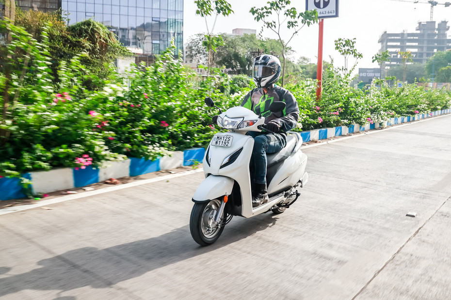 Honda Activa 6G Handling