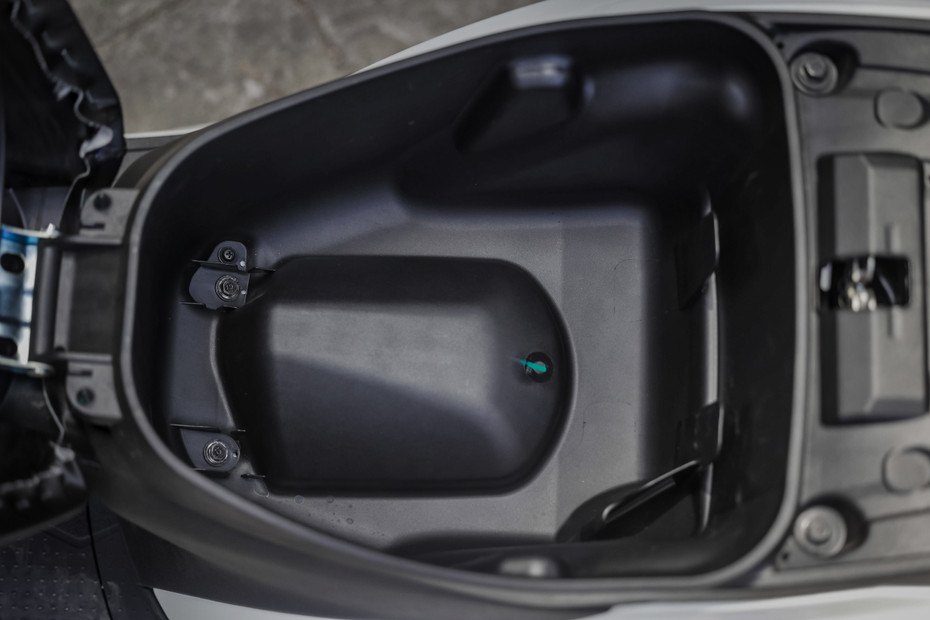 Honda Activa 6G Pearl White Underseat Storage