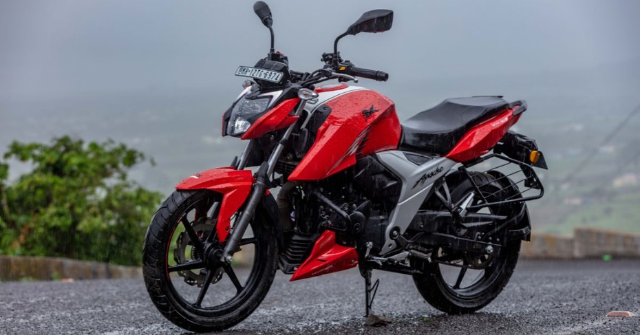 TVS RTR 160 Racing Red TVS RTR 160 Racing Red