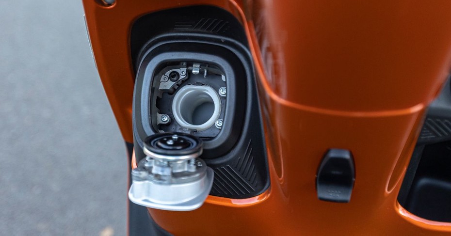 TVS Jupiter 125 Fuel Filler Cap Open