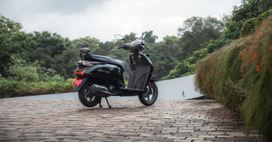 Hero Destini 125 Rear Right