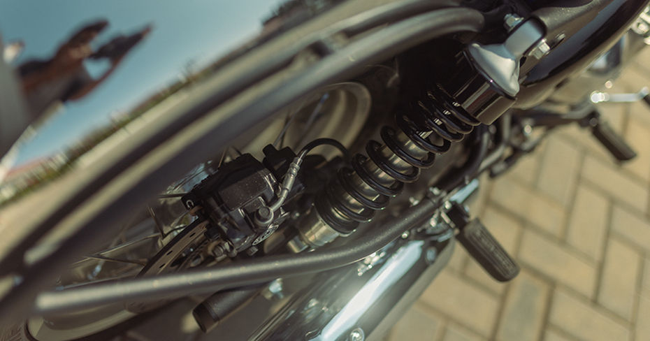 Royal Enfield Classic 650 Black Chrome Suspension 
