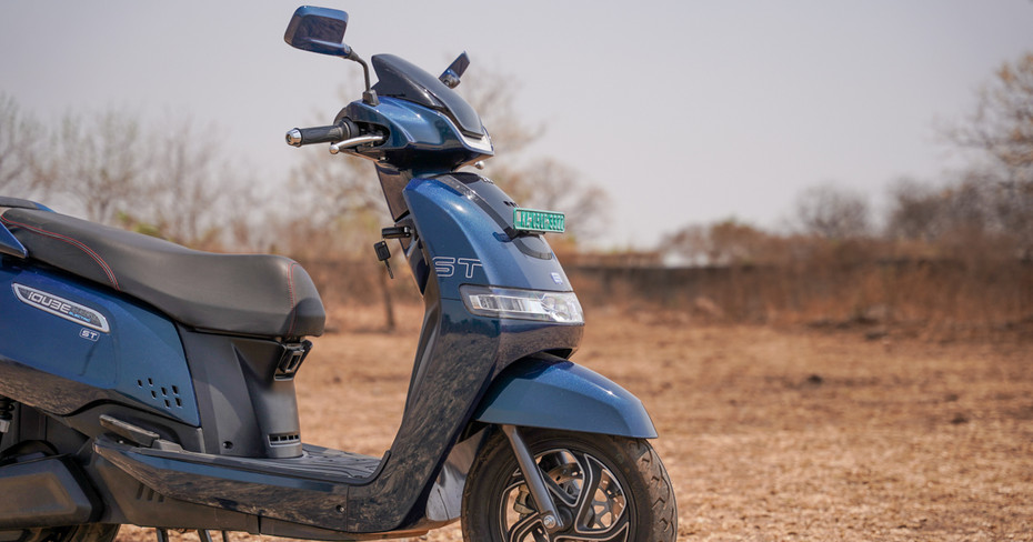 TVS iQUbe ST