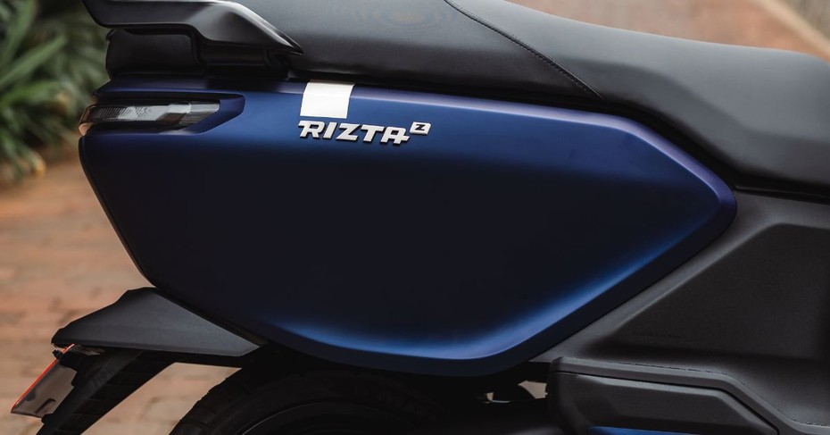 Ather Rizta Side