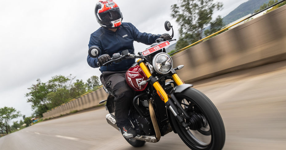 Triumph Speed 400 Commanding Position Triumph Speed 400