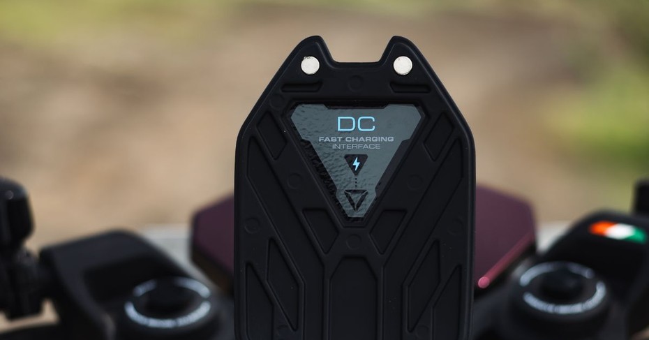 Ultraviolette F77 Mach 2 Boost Charging