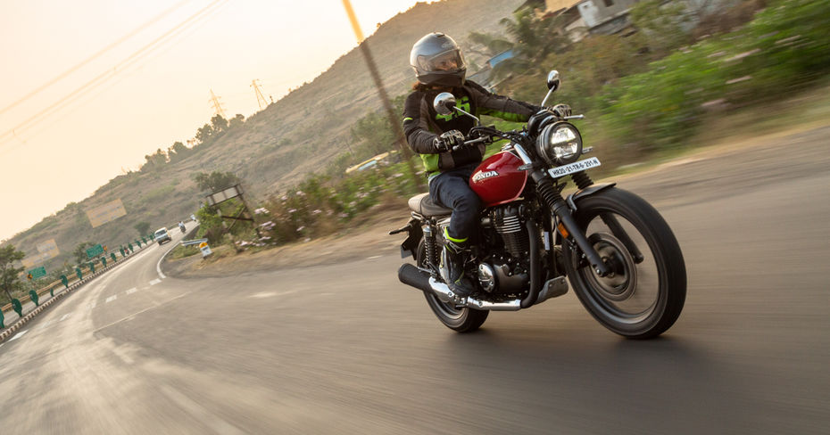 Honda CB350RS Rebel Red Metallic Riding Shot