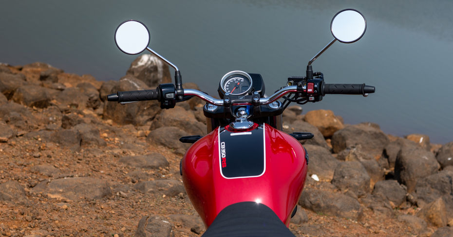 Honda CB350RS Rebel Red Metallic Console