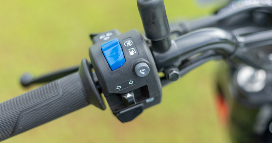 Bajaj Freedom 125 Petrol To CNG Switch Bajaj Freedom 125 Petrol To CNG Switch