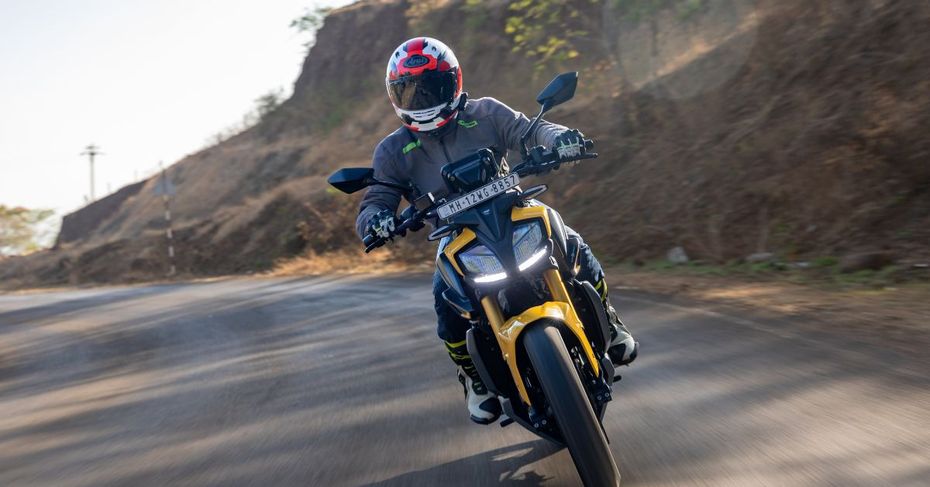TVS Apache RTR 310 Handling TVS Apache RTR 310 Handling
