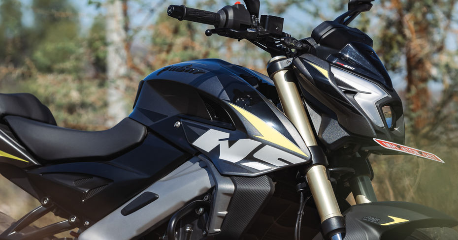 Bajaj Pulsar NS400Z Radiator Shroud Bajaj Pulsar NS400Z Radiator Shroud