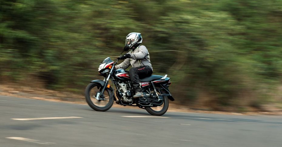 Honda Shine 100 Riding Shot Honda Shine 100 Riding Shot