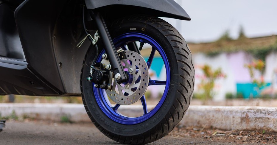 Yamaha RayZR Fi Hybrid Brakes